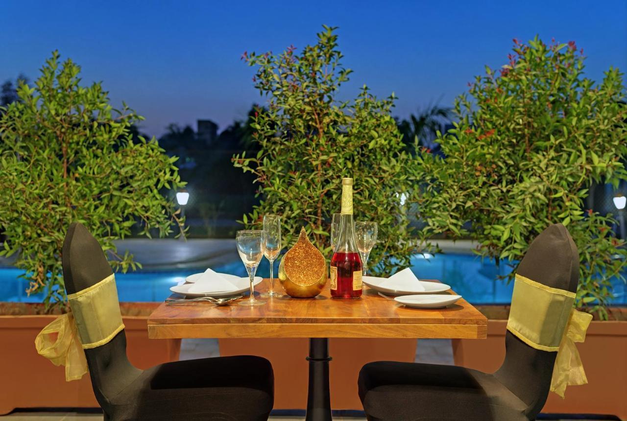 Viola Beacon Resort, Lonavala Kültér fotó